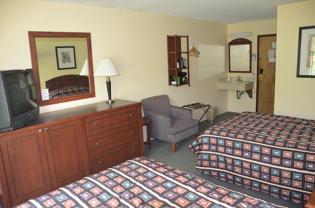 Merrimac Devil'S Head Resort חדר תמונה